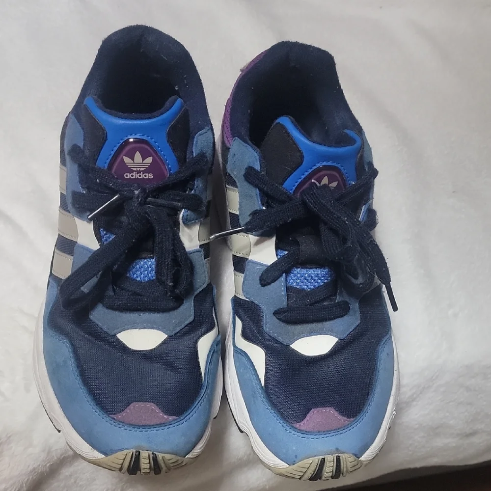 Adidas Size 8 Man Navy and Violet Sneakers Unesex - Picture 1 of 14